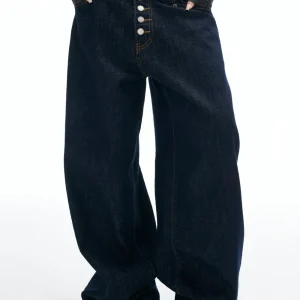 Alternative view of Iris Vintage Button Jeans